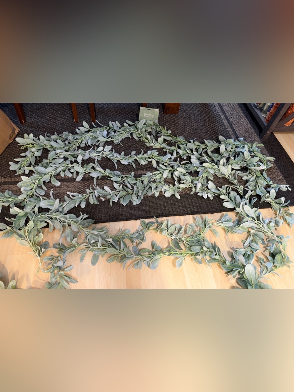 6 ft Garland